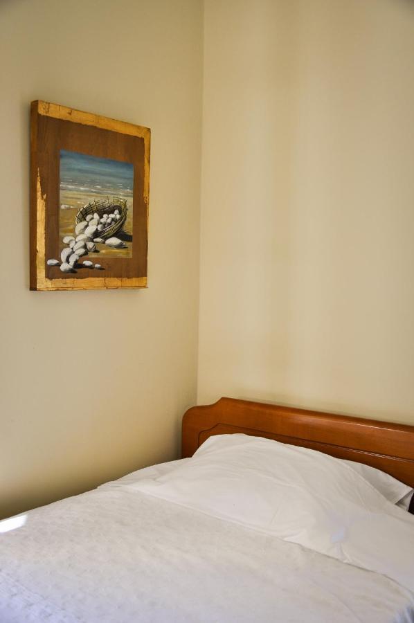 Elena'S Guest House Aegina 외부 사진