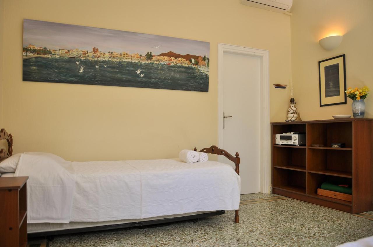 Elena'S Guest House Aegina 외부 사진